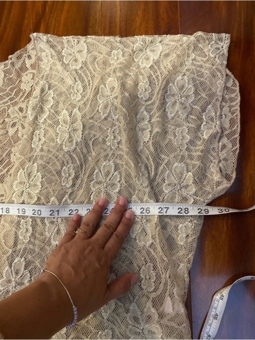 Blu Pepper Sheer Floral Lace Kimono Cardigan oversized in Beige - Picture 7 of 8